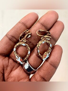 Vintage ART Snake Clip-On Earrings Gold Tone Enamel Serpent Red Eyes